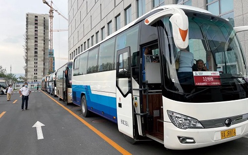 喜讯丨五次续约,六年安全护航!深圳潮青企业嘟嘟巴士再获顶尖央企重磅续约