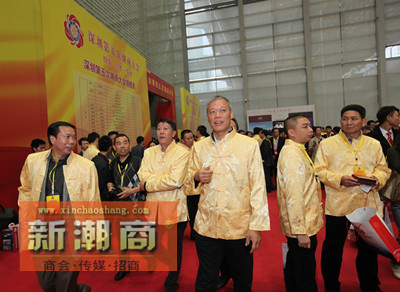 名誉会长卢少杰赵利生出席大会
