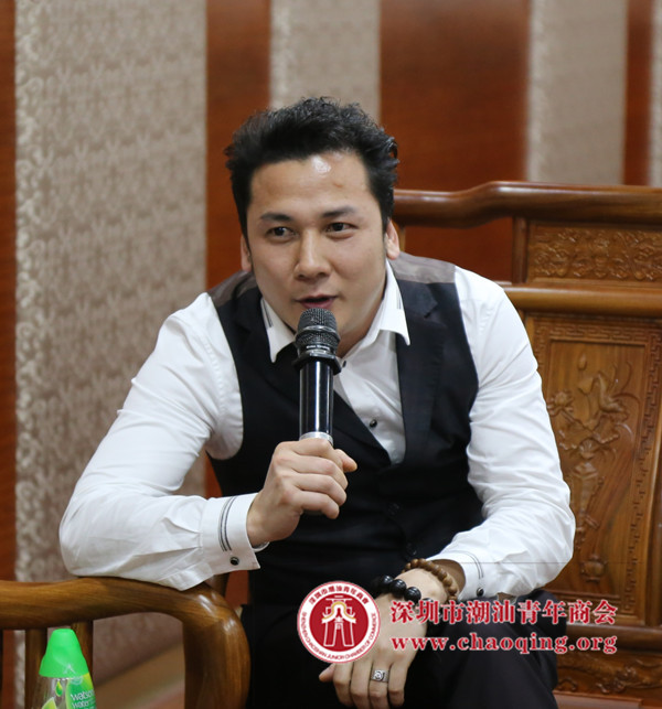 刘玉新先生